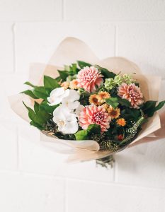 Deluxe-Orchid-Bouquet